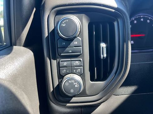 Used 2024 Chevrolet Silverado 2500 Custom w/ Custom Value Package image 23