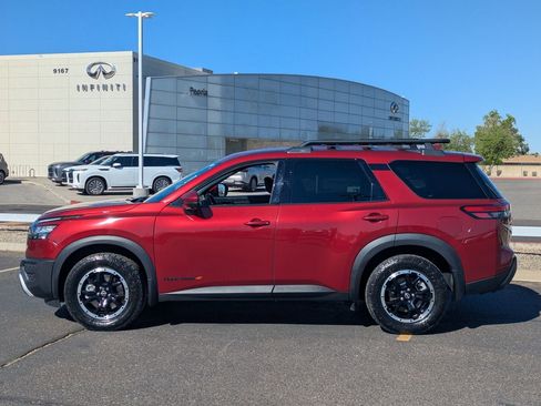 Certified 2024 Nissan Pathfinder Rock Creek image 3