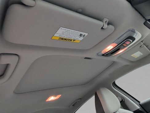 New 2026 Hyundai Elantra Limited image 41