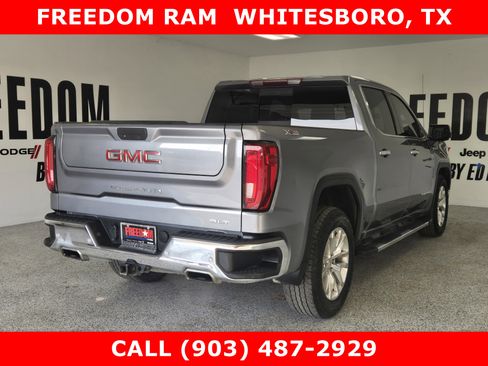 Used 2021 GMC Sierra 1500 SLT image 3