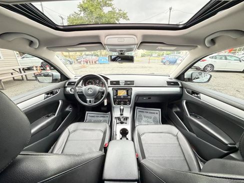 Used 2013 Volkswagen Passat 2.5 SE FWD image 27