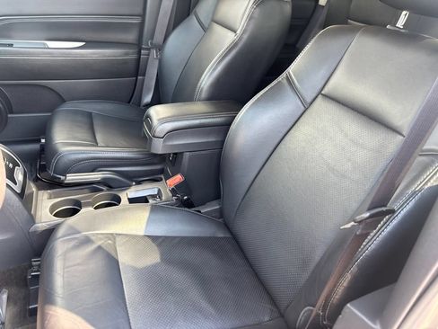 Used 2017 Jeep Compass High Altitude AWD/4WD image 23