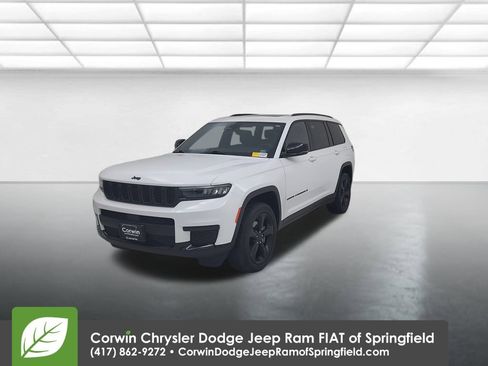 Certified 2023 Jeep Grand Cherokee L Altitude image 6