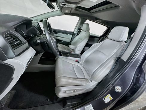 Used 2018 Honda Odyssey EX-L image 12