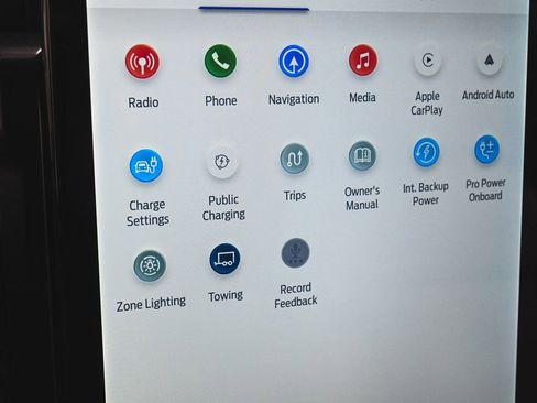 Used 2025 Ford F150 Lightning Flash image 19