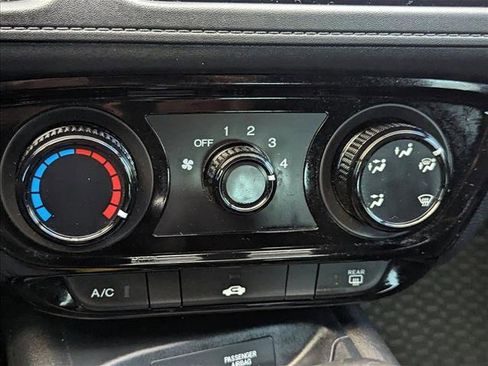 Certified 2022 Honda HR-V LX image 15