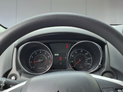 Used 2025 Mitsubishi Outlander Sport ES AWD/4WD image 8