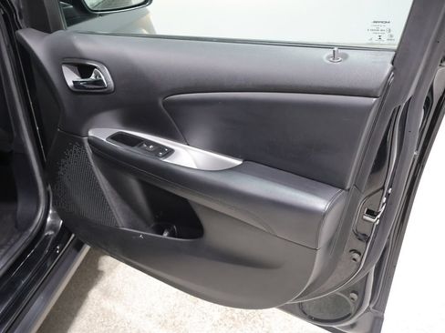 Used 2016 Dodge Journey SXT w/ Comfort/Convenience Group AWD/4WD image 25