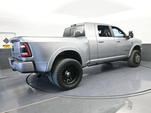 Used 2024 RAM 3500 Limited image 6