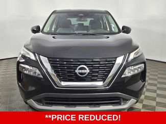 Used 2023 Nissan Rogue SV video 2