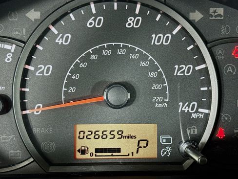Used 2024 Mitsubishi Mirage ES FWD image 15