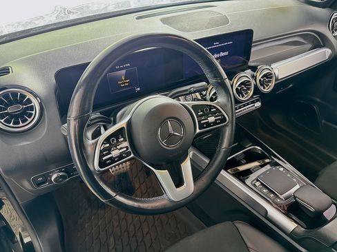 Used 2023 Mercedes-Benz GLB 250 4MATIC image 13