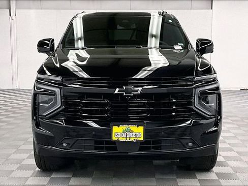 Used 2025 Chevrolet Suburban RST w/ Comfort Package AWD/4WD image 4