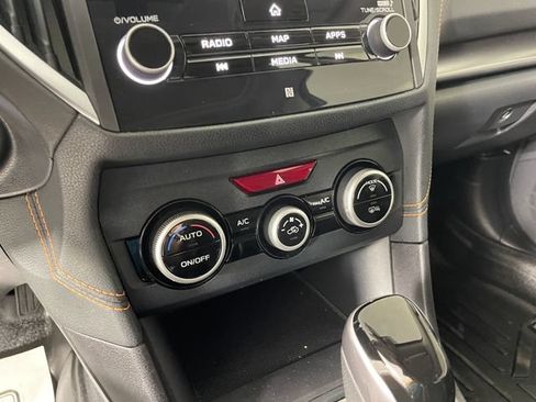 Used 2023 Subaru Crosstrek 2.5i Limited AWD/4WD image 9