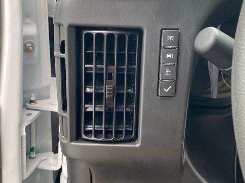 New 2025 Chevrolet Express 3500 w/ Power Convenience Package image 26