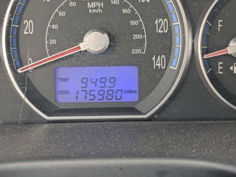 Used 2007 Hyundai Santa Fe SE FWD image 29