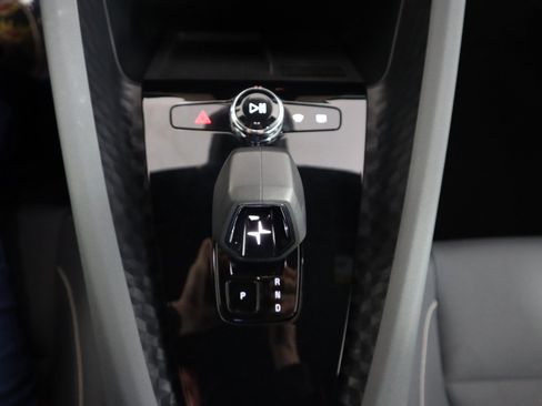 Used 2022 Polestar Polestar 2 image 23