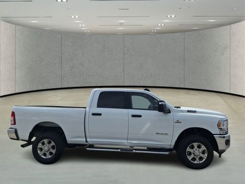 Used 2024 RAM 2500 Big Horn w/ Off Road Package AWD/4WD image 6