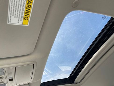 Used 2019 Honda Accord EX image 18