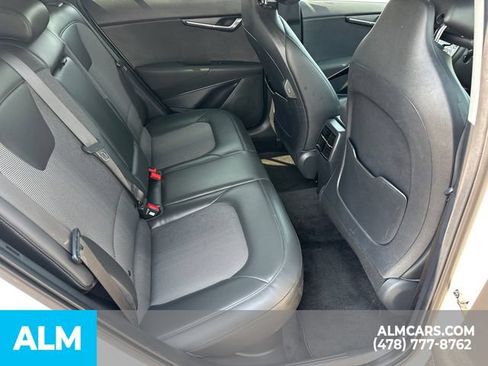Used 2023 Kia Niro EX Touring FWD image 17