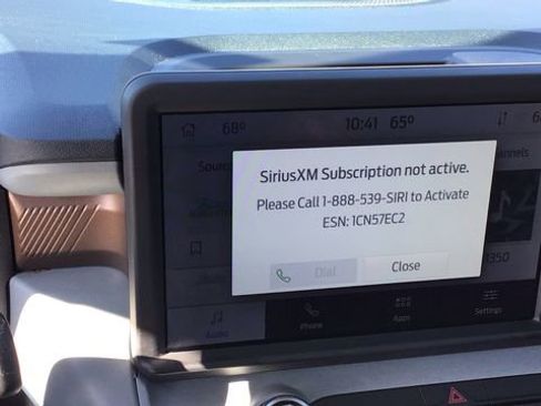 Used 2022 Ford Maverick Lariat w/ Lariat Luxury Package image 15