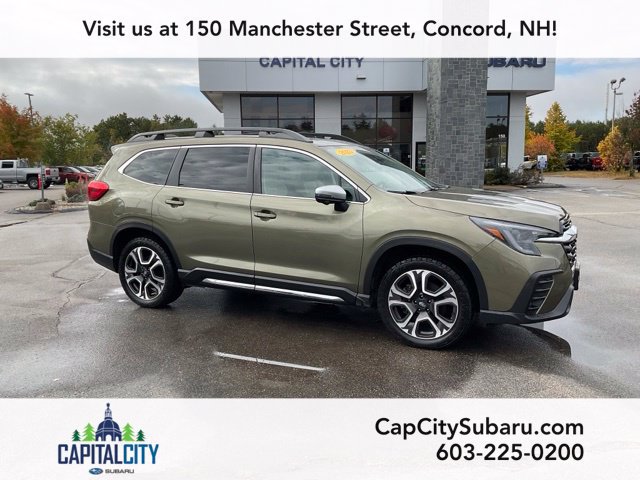 Used 2023 Subaru Ascent Limited w/ Technology Package AWD/4WD image 1