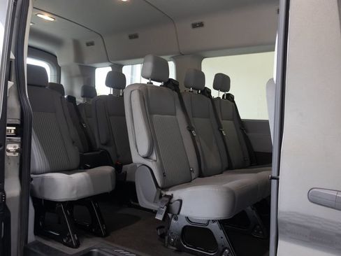 Used 2017 Ford Transit 350 XLT RWD image 21