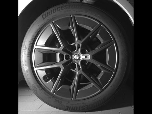 Certified 2024 BMW i4 eDrive35 w/ Premium Package RWD image 22