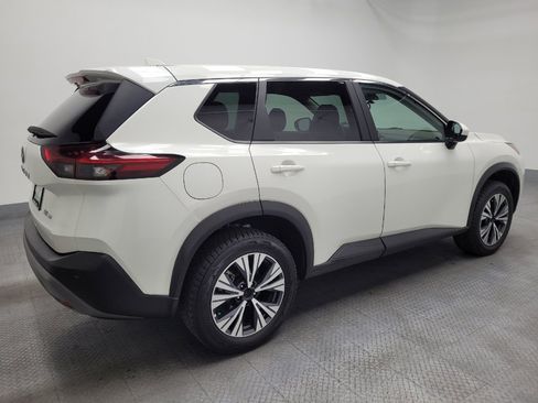 Used 2023 Nissan Rogue SV AWD/4WD image 10