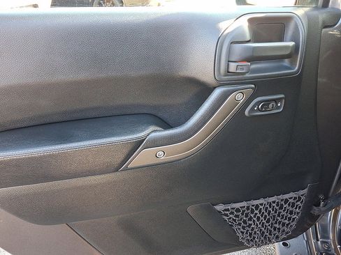 Certified 2018 Jeep Wrangler Unlimited Sport AWD/4WD image 2