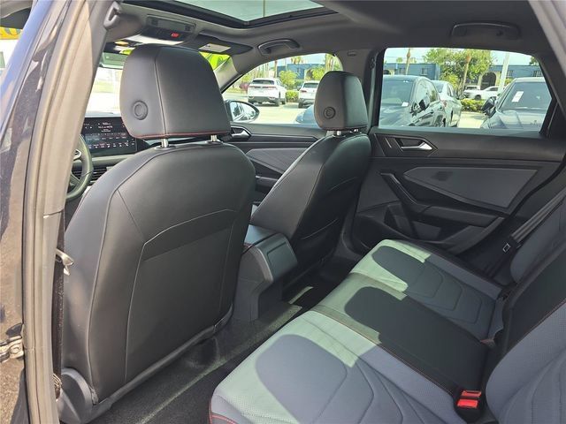 Used 2025 Volkswagen Jetta GLI Autobahn FWD image 10