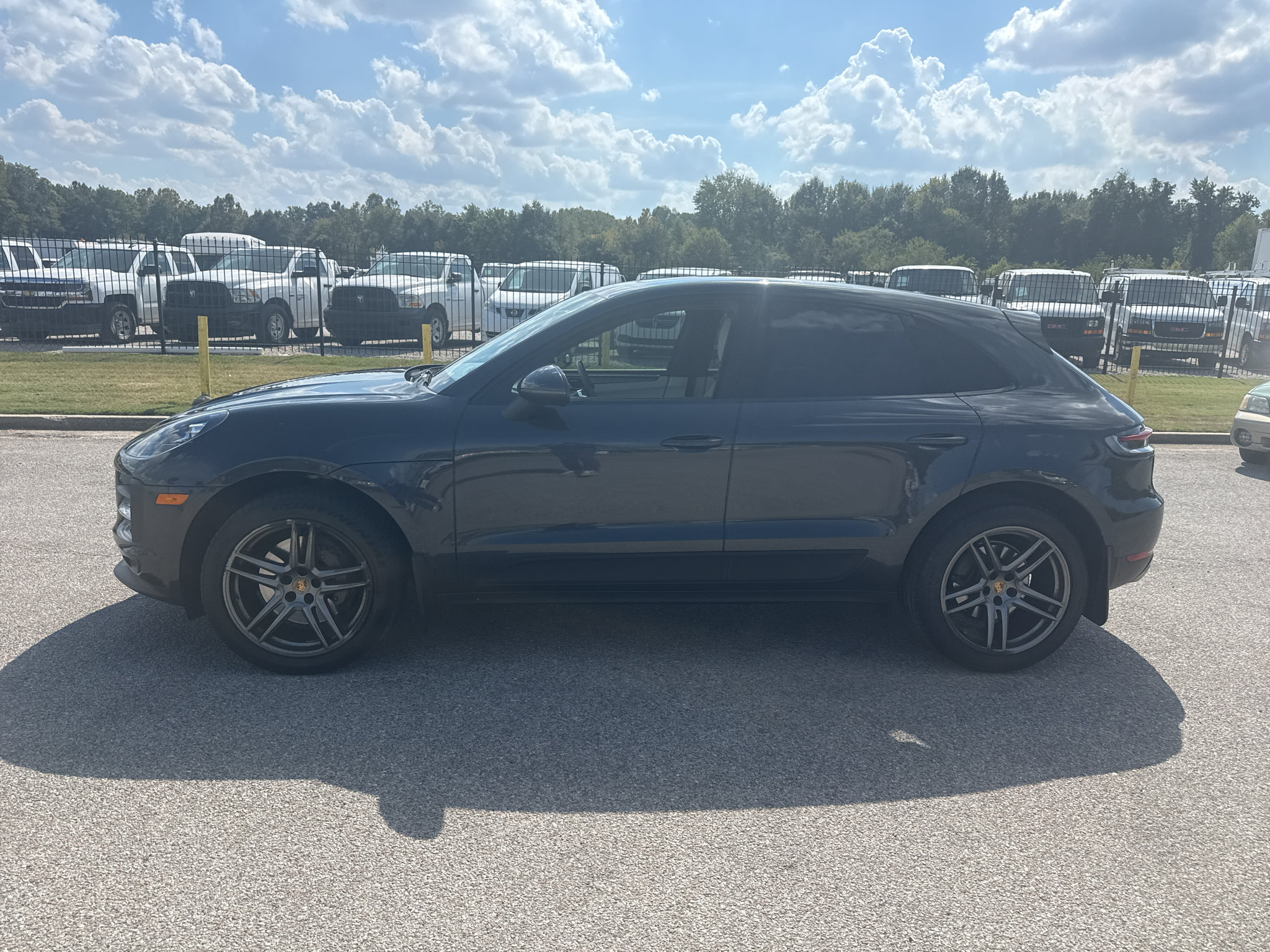 Used 2020 Porsche Macan S AWD/4WD image 7
