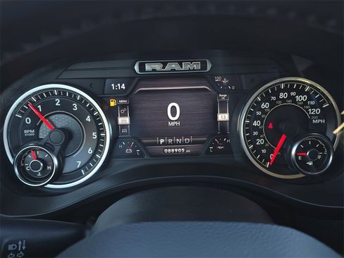 Used 2021 RAM 1500 Laramie w/ Off Road Group image 17