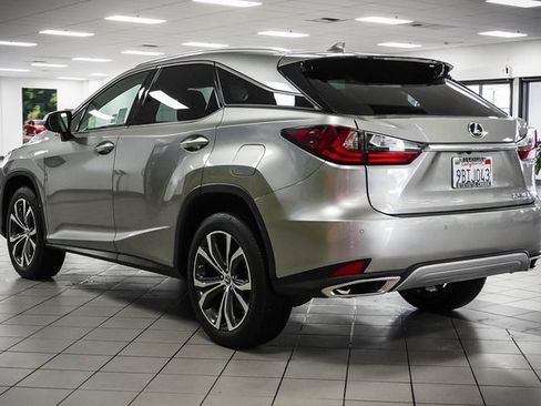 Certified 2022 Lexus RX 350 FWD w/ Premium Package image 8