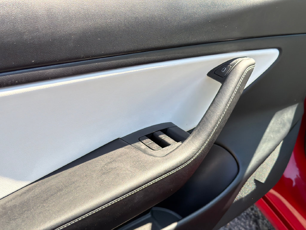 Used 2021 Tesla Model 3 Standard Range Plus RWD image 15