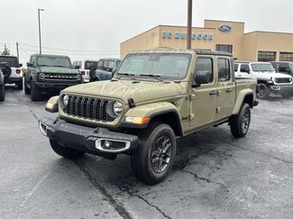 New 2025 Jeep Gladiator Sport video 2