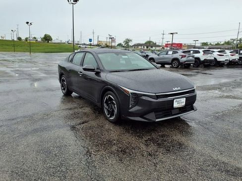 Used 2025 Kia K4 EX FWD image 6