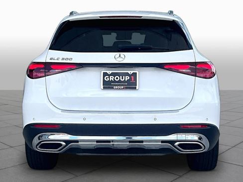 Used 2024 Mercedes-Benz GLC 300 image 5
