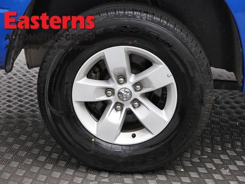 Used 2024 RAM 1500 Classic SLT image 28