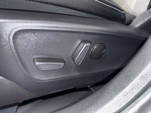 Used 2024 Ford Escape Platinum w/ Premium Technology Package image 15