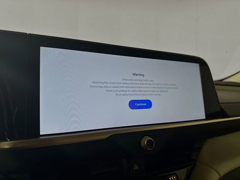 Used 2024 Toyota Crown Limited AWD/4WD image 11