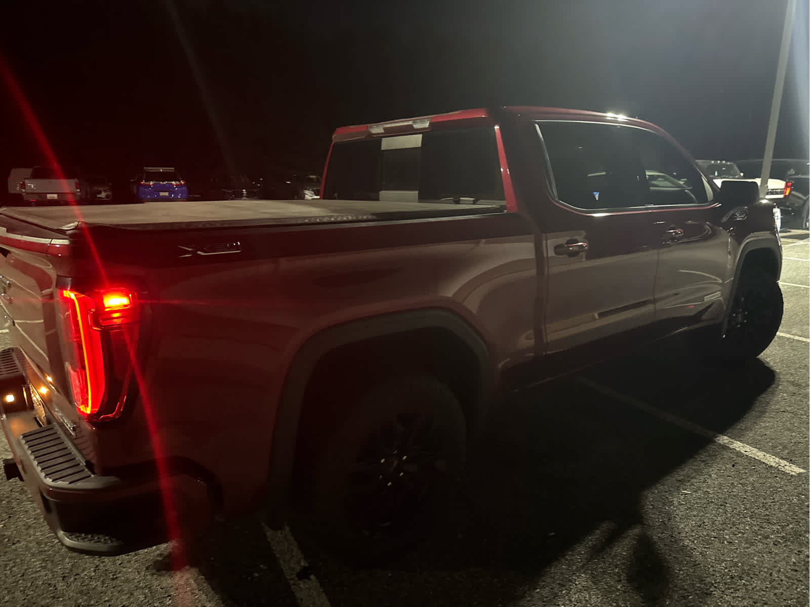 Used 2020 GMC Sierra 1500 Elevation w/ Elevation Value Package AWD/4WD image 4