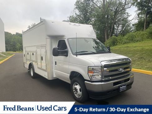 New 2026 Ford E-450 and Econoline 450 Super Duty w/ Power Equipment Group image 1