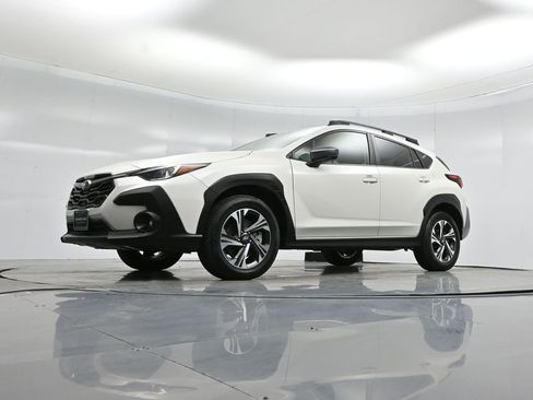 Used 2024 Subaru Crosstrek 2.0i Premium image 41
