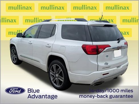 Used 2018 GMC Acadia Denali w/ Technology Package FWD image 3