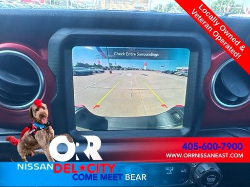 Used 2022 Jeep Gladiator Rubicon w/ LED Lighting Group AWD/4WD image 28