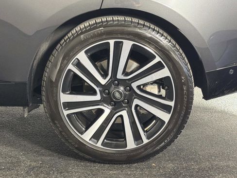 Used 2023 Land Rover Range Rover SE image 14