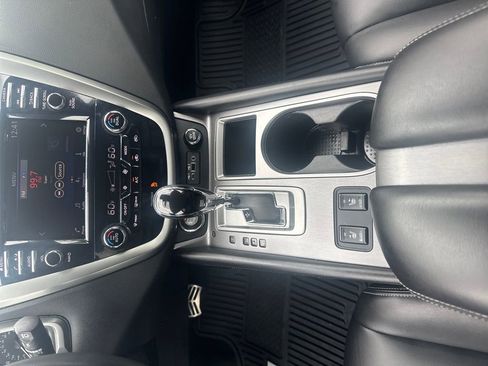 Used 2023 Nissan Murano SV w/ Cargo Package FWD image 27