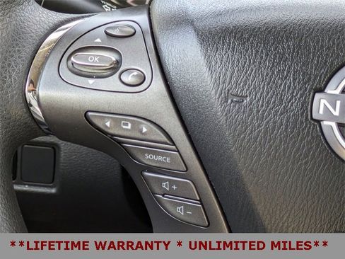 Used 2023 Nissan Murano S image 25