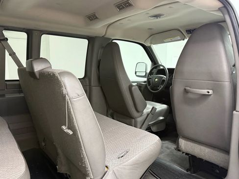 Used 2012 Chevrolet Express 3500 LT w/ LT Preferred Equipment Group image 17
